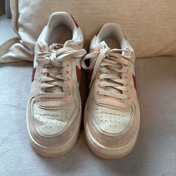 NIKE AF1 SHADOW SHIMMERS/MARS STONE SANDDRIFT WOMEN SHOES..🙎‍♀️🥰😍 - Picture 1 of 7